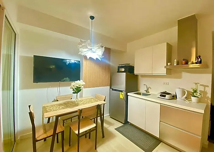Hotel One Bedroom In *